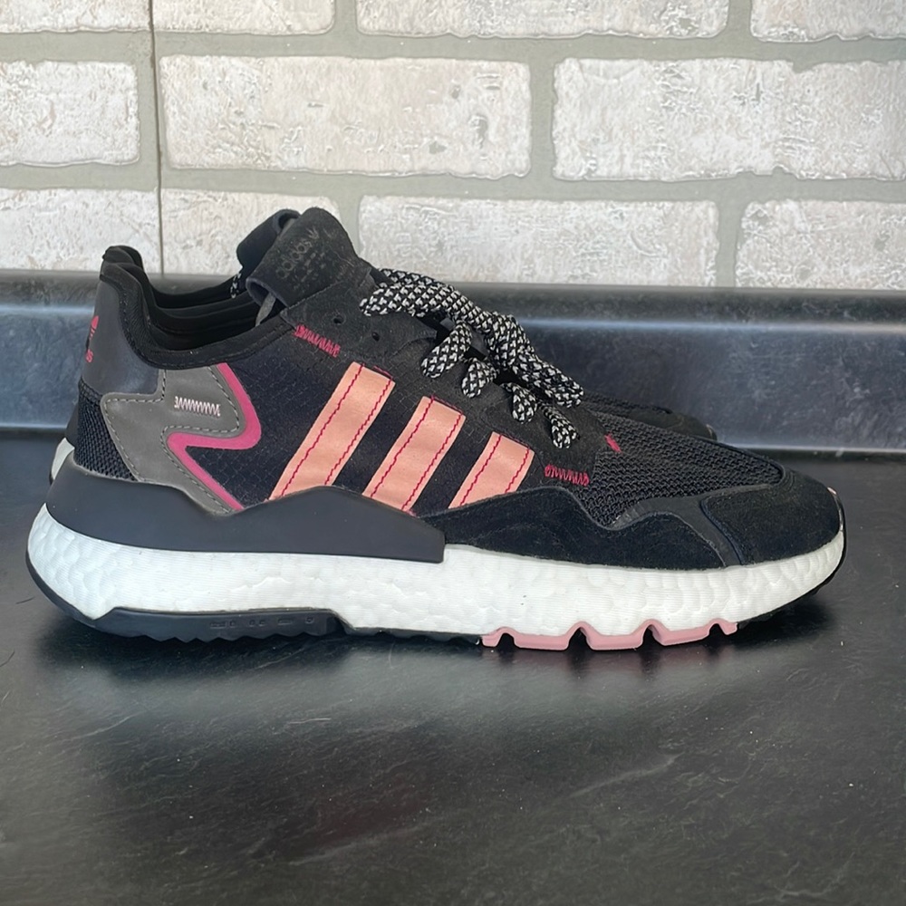 NWOT Adidas NiteJogger black and pink size 9.5